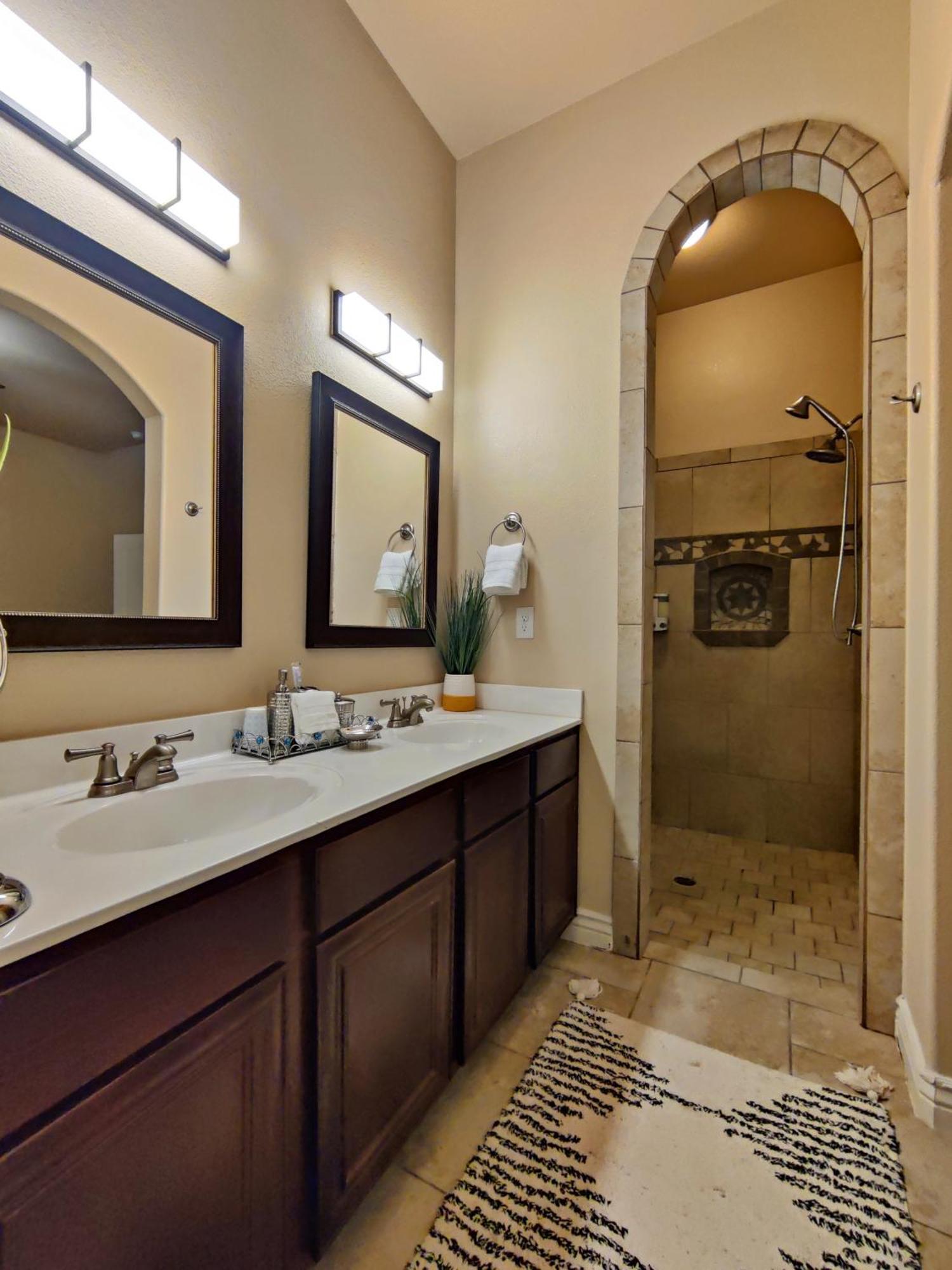 Wonderful, Plush & Luxurious 3 Bed Room Home El Paso Exteriör bild